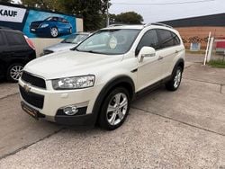 Weiß Gebraucht 2011 Chevrolet Captiva LTZ SUV | 5.990 € (Superpreis)