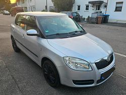 Silber Gebraucht 2009 Skoda Fabia Ambiente Kleinwagen | 1.600 € (Guter Preis)