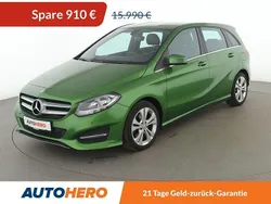 Grün Gebraucht 2016 Mercedes B180 Urban Van / Kleinbus | 14.640 € (Fairer Preis)
