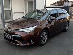 Braun Gebraucht 2015 Toyota Avensis Business Edition Kombi | 7.980 € (Fairer Preis)