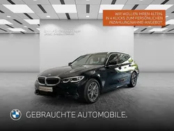 Schwarz Gebraucht 2022 BMW 330 Sport Line Kombi | 30.407 € (Fairer Preis)