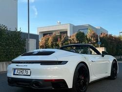Weiß Gebraucht 2024 Porsche 992 Cabrio | 164.992 € (Superpreis)