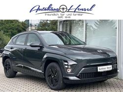 Cypress green Neu 2025 Hyundai Kona Select SUV | 34.990 € (Fairer Preis)