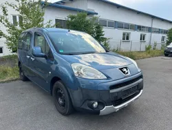 Blau Gebraucht 2012 Peugeot Partner Tepee Tendance Van / Kleinbus | 3.000 € (Fairer Preis)