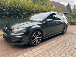 Grau Gebraucht 2016 VW Golf VII GTD Kombi | 8.700 € (Guter Preis)