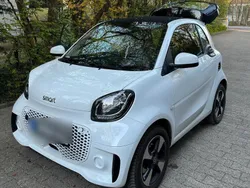 Weiß Gebraucht 2021 Smart ForTwo Electric Drive Kleinwagen | 8.900 € (Guter Preis)