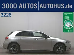 Mojavesilber metalliclack Gebraucht 2020 Mercedes A250 AMG line Limousine | 25.980 € (Fairer Preis)