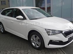 Weiß Gebraucht 2020 Skoda Scala Cool Plus Kleinwagen | 12.490 € (Guter Preis)