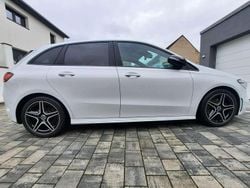 Weiß Gebraucht 2024 Mercedes 200 AMG Line Premium Kombi | 31.750 € (Fairer Preis)