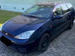 Blau Gebraucht 2002 Ford Focus Kombi | 1.000 € (Guter Preis)