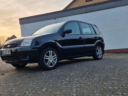 Schwarz Gebraucht 2002 Ford Fusion Limousine | 999 € (Guter Preis)