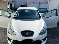 Weiß Gebraucht 2010 Seat Leon FR-Line Limousine | 4.800 € (Fairer Preis)