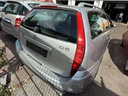 Grau Gebraucht 2007 Citroën C5 Kombi | 2.990 €