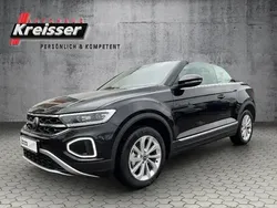 Schwarz (deep black perleffekt) Gebraucht 2022 VW T-Roc Style SUV | 31.880 € (Etwas zu teuer)