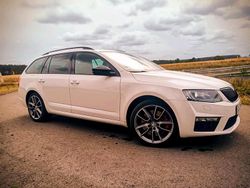 Weiß Gebraucht 2014 Skoda Octavia RS Kombi | 12.850 € (Fairer Preis)