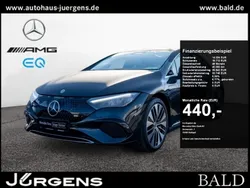 Grau graphitgrau metallic Gebraucht 2024 Mercedes EQE300 Electric Art Limousine | 48.770 € (Guter Preis)