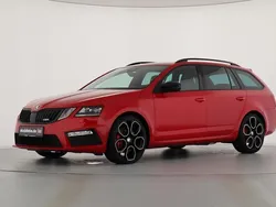 Velvet rot metallic Gebraucht 2018 Skoda Octavia RS Kombi | 24.889 € (Teuer)