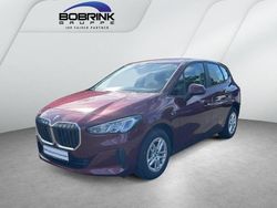Rot Gebraucht 2022 BMW 225 Active Tourer Sport Line Van / Kleinbus | 23.740 € (Superpreis)