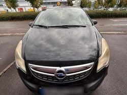 Schwarz Gebraucht 2012 Opel Corsa Kleinwagen | 1.900 € (Guter Preis)