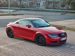 Rot Gebraucht 2000 Audi TT Sport Coupé | 8.799 € (Teuer)