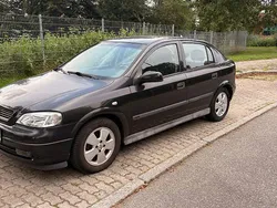 Schwarz Gebraucht 2002 Opel Astra Limousine | 1.050 € (Guter Preis)