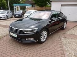 Schwarz Gebraucht 2016 VW Passat Limousine | 18.300 € (Fairer Preis)