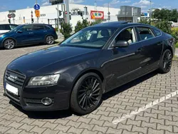 Grau Gebraucht 2011 Audi A5 Coupé | 9.900 € (Fairer Preis)