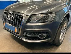 Schwarz Gebraucht 2010 Audi Q5 Ambiente SUV | 9.800 € (Fairer Preis)