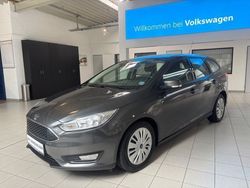 Grau Gebraucht 2015 Ford Focus Business Edition Kombi | 8.390 € (Teuer)