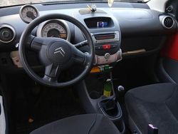 Rot Gebraucht 2008 Citroën C1 Kleinwagen | 1.250 €