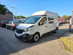 Weiß Gebraucht 2018 Renault Trafic Komfort Van | 17.990 € (Etwas zu teuer)