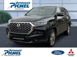 Schwarz Gebraucht 2024 Ssangyong Rexton Sapphire SUV | 45.990 € (Etwas zu teuer)