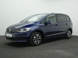 Blau Gebraucht 2024 VW Touran Move Van / Kleinbus | 34.989 € (Fairer Preis)