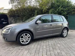 Grau Gebraucht 2008 VW Golf V Edition Limousine | 2.999 € (Fairer Preis)
