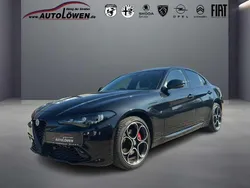 Nero vulcano Gebraucht 2023 Alfa Romeo Giulia Competizione Limousine | 40.749 € (Fairer Preis)