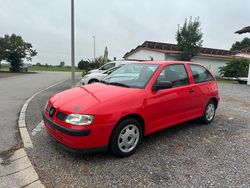 Rot Gebraucht 2000 Seat Ibiza Kleinwagen | 590 € (Guter Preis)