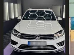 Weiß Gebraucht 2015 VW Touareg R-line SUV | 25.300 € (Fairer Preis)
