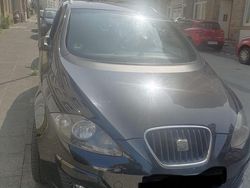 Schwarz Gebraucht 2011 Seat Altea XL Van / Kleinbus | 4.000 € (Fairer Preis)