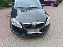 Schwarz Gebraucht 2013 Skoda Fabia Kleinwagen | 2.300 € (Guter Preis)