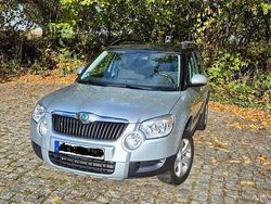 Silber Gebraucht 2013 Skoda Yeti Plus Edition SUV | 7.900 € (Guter Preis)