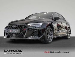 Mythosschwarz metallic Gebraucht 2024 Audi RS3 Ambiente Limousine | 72.490 € (Teuer)