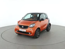 Schwarz Gebraucht 2015 Smart ForTwo Coupé Basis Coupé | 9.090 € (Etwas zu teuer)