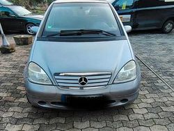 Silber Gebraucht 2000 Mercedes A190 Elegance Kleinwagen | 2.250 €