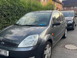 Grau Gebraucht 2003 Ford Fiesta Trend Kleinwagen | 1.200 € (Guter Preis)