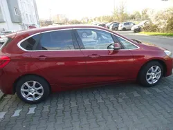 Rot Gebraucht 2019 BMW 218 Luxury Line Kombi | 12.600 €