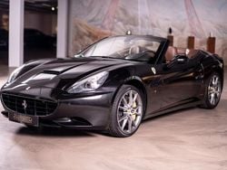 Schwarz Gebraucht 2012 Ferrari California Cabrio | 113.990 € (Fairer Preis)