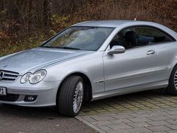 Silber Gebraucht 2008 Mercedes CLK200 Elegance Coupé | 6.950 € (Fairer Preis)