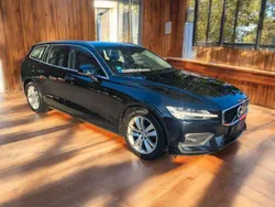 Schwarz Gebraucht 2020 Volvo V60 Momentum Kombi | 21.450 € (Guter Preis)