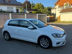 Weiß Gebraucht 2018 VW Golf VII Trendline Limousine | 14.500 € (Guter Preis)