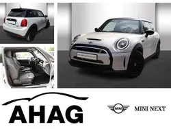 White silver metallic Gebraucht 2022 Mini Cooper SE Classic Kleinwagen | 18.990 € (Fairer Preis)